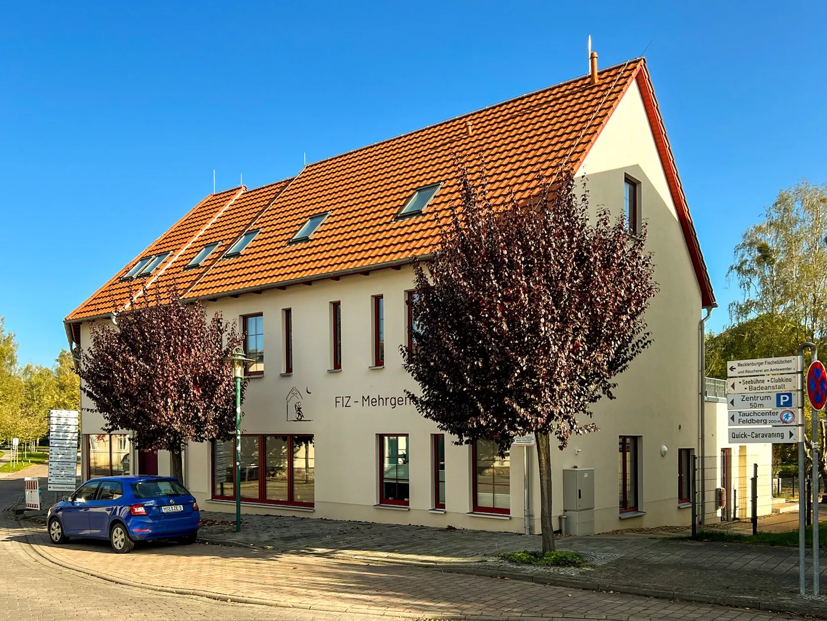 FIZ - Feldberger Integrations - Zentrum gGmbH, Neubau Mehrgenerationenhaus, Feldberger Seenlandschaft  Prenzlauer Straße 1  - PEM GmbH & Co. Elektro Rohs KG