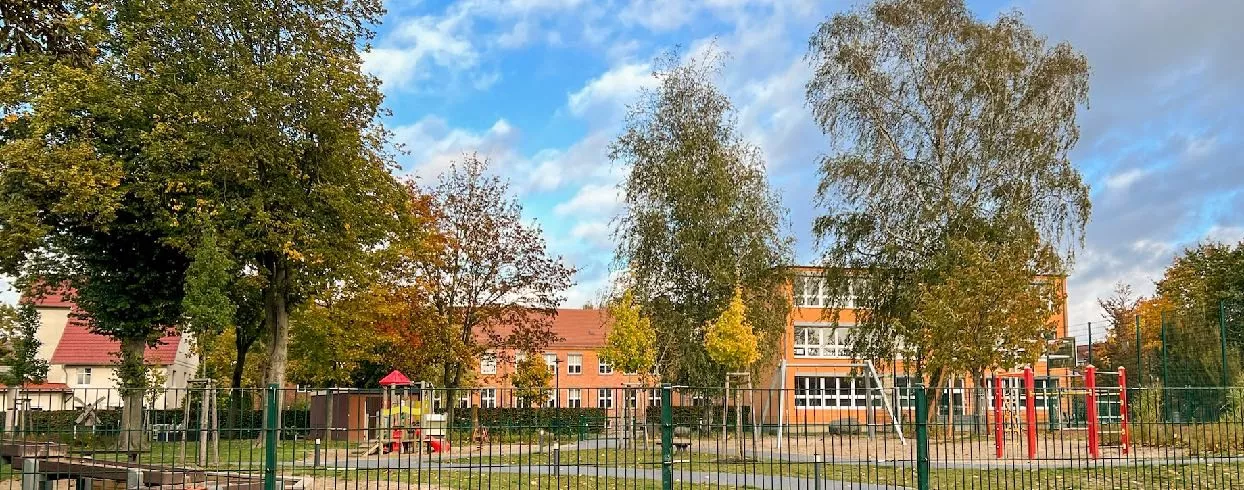 Amt Woldegk, Sanierung Schulsporthalle Woldegk,   Gotteskamp 29  - PEM GmbH & Co. Elektro Rohs KG- 1